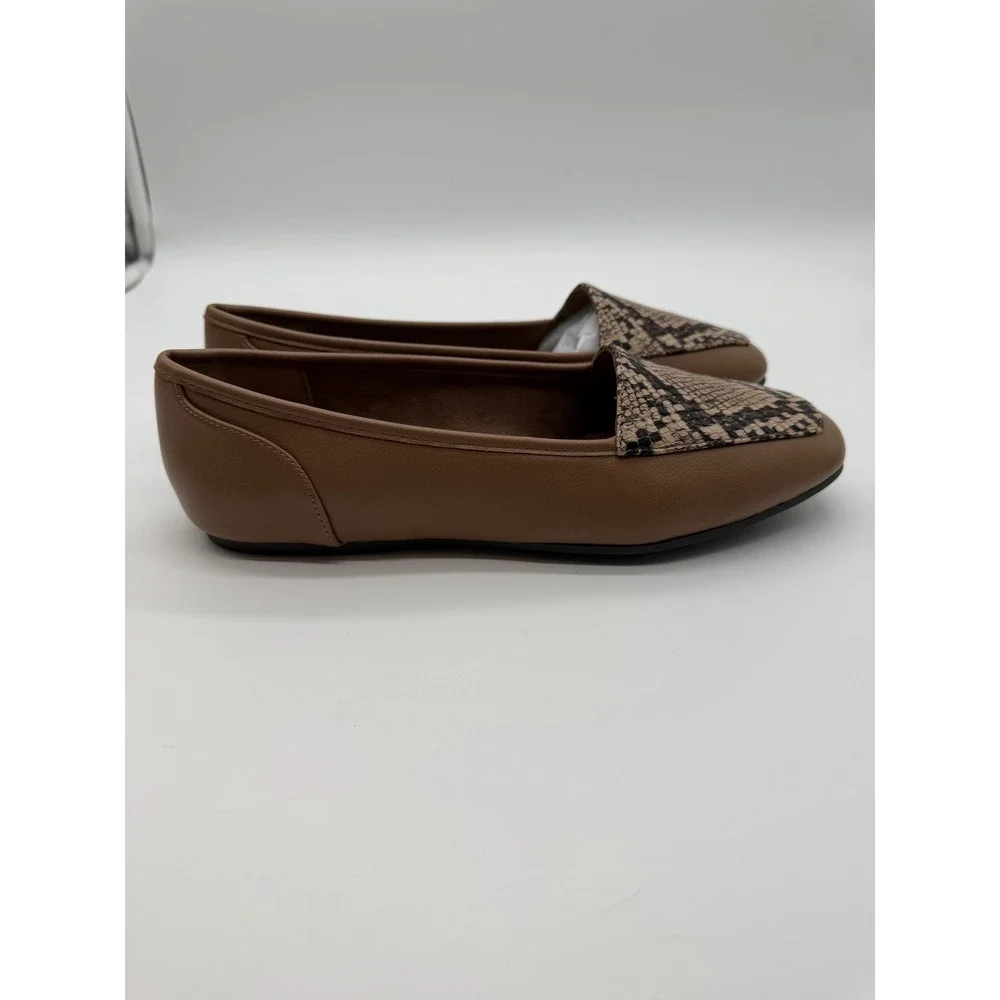 Easy‎ Street Womens Tan Snakeskin Print Loafers Flats 7W 31-5494